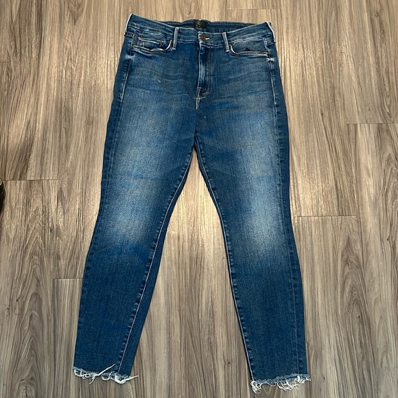 Mother Like New Jeans • The Looker Ankle Fray • Size 32 - Picture 1 of 6